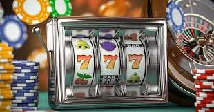 Tampilan layar dealer langsung dengan meja blackjack dan studio multi-kamera